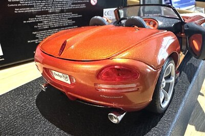 Maisto Modellauto Dodge Concept Vehiecle 1:18