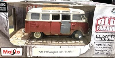 Maisto VW Bus Samba Old Friends 1:25