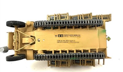 Tamyia 2 Halbkettenfahrzeuge lackiert / patiniert 1:35