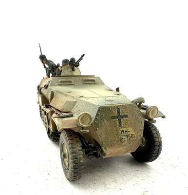 Tamiya Stuka Sd.Kfz 251/1 lackiert Weltkrieg II 1:35