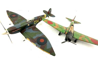 Jagdflugzeuge und Bomber 7 St�ck Weltkrieg II 1:48