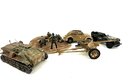 Gesch�tz und Fahrzeuge mit Soldaten Weltkrieg II 1:35