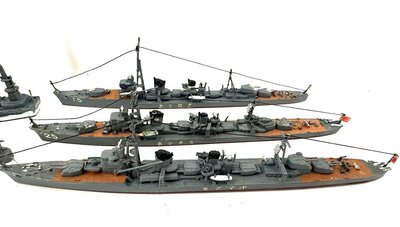 Hasegawa 6 Kriegsschiffe Japanese Navy Destroyer lackiert 1:700