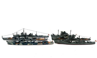 Hasegawa 6 Kriegsschiffe Japanese Navy lackiert 1:700
