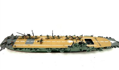 Tamiya Flugzeugtr�ger JUNYO lackiert 1:700