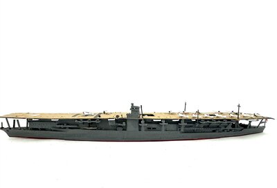 Hasegawa Flugzeugtr�ger AKAGI lackiert 1:700