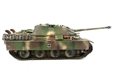Tamiya Jagdpanther mit Metallketten Weltkrieg II 1:35