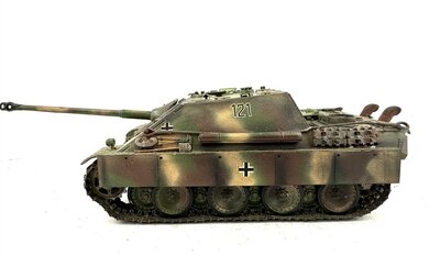 Tamiya Jagdpanther mit Metallketten Weltkrieg II 1:35
