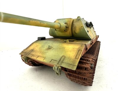 Dragon Panzer German Super Tank Maus 1:35