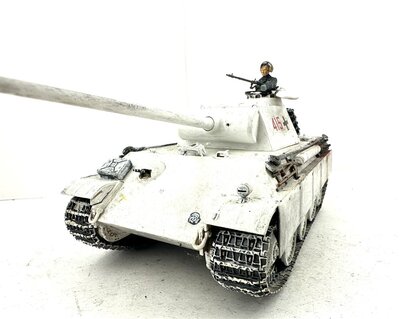 Panther Ausf. A Panzer mit Wintertarnung WWII 1:35