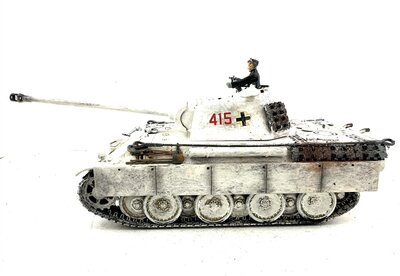 Panther Ausf. A Panzer mit Wintertarnung WWII 1:35