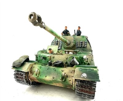 Italeri Panzerj�ger Elefant mit Figuren WWII 1:35