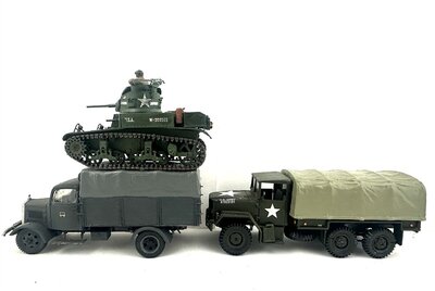 US Fahrzeuge Panzer und LKW WWII 1:35