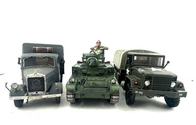 US Fahrzeuge Panzer und LKW WWII 1:35
