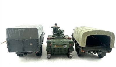 US Fahrzeuge Panzer und LKW WWII 1:35