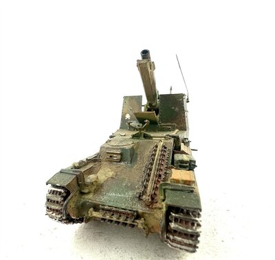 Dragon Gesch�tzwagen 38 M f�r SIG.33/2 1:35