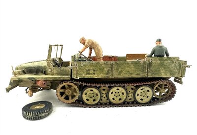 Wehrmachtsschlepper sWS Goliath WWII 1:35