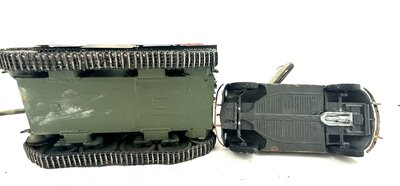 Tamiya Jagdpanzer 38 t + VW K�fer WWII 1:35