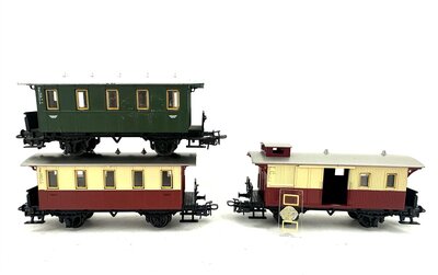 M�rklin H0 L�nderbahnwagen Personenwagen + Gep�ckwagen