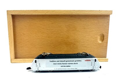 M�rklin Z Elektrolok BR 460 der SBB Spielwarenmesse 2000