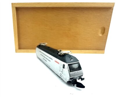 M�rklin Z Elektrolok BR 460 der SBB Spielwarenmesse 2000