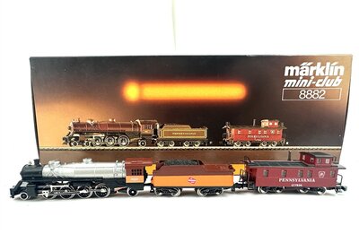 M�rklin 8882 US Dampflok BR 5400 mit Begleitwagen Pennsylvania Railroad Spur Z