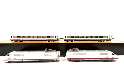 M�rklin 8871 ICE Triebwagenzug BR 410 4-teilig der DB in Spur Z