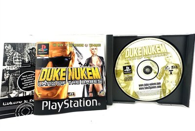 PlayStation Spiel Duke Nuken Land of the Babes PAL