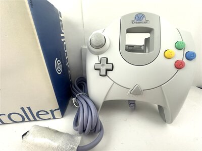 Sega Dreamcast Controller NEU