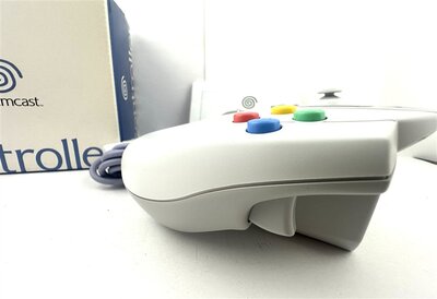 Sega Dreamcast Controller NEU