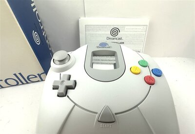 Sega Dreamcast Controller NEU