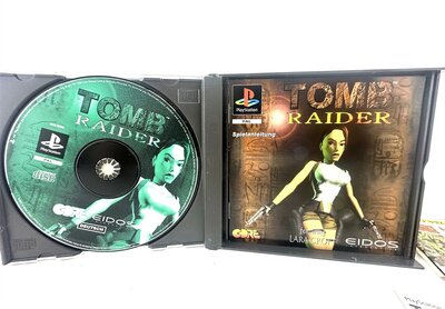 PlayStation Spiel Tomb Raider PAL
