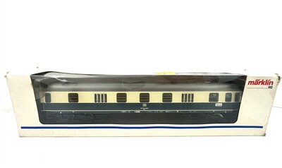 M�rklin 4044 H0 AC D-Zug Gep�ckwagen Dyl 961 ozeanblau/beige DB in OVP Wagen Neuwertig