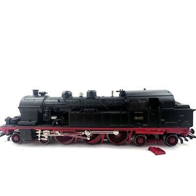 M�rklin 3303 H0 Dampflok BR 78 Trittbrett abgebrochen