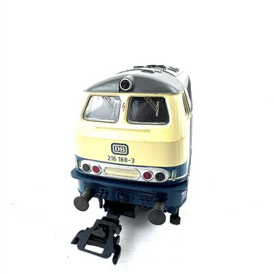 M�rklin 3374 H0 Frontansicht Diesellok BR 216 der DB delta/digital Neuwertig