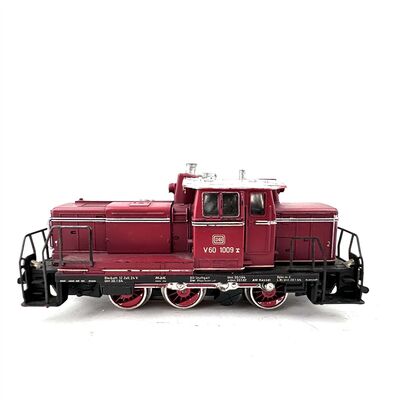 M�rklin 3065 H0 AC Vorderansicht Diesellok BR 260 Ep.III...