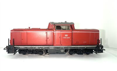 M�rklin 3072 H0 AC Vorderansicht Diesellok V 100 Ep.III der DB analog