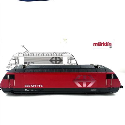 M�rklin 3460 H0 Vorderansicht Elektrolok Re 460 Ep.V der SBB digital mit OVP