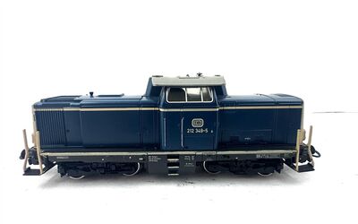 M�rklin 3147 H0 AC Diesellok BR 212 Ep.IV der DB analog