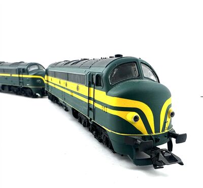 M�rklin 34664 H0 Frontansicht Doppel-Diesellok Serie 202 + 203 SNCB digital + sound