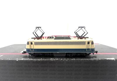 Vorderansicht M�rklin 88410 Z Elektrolok BR 110 Ep.IV der DB