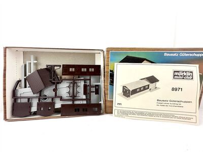 Inhalt M�rklin 8971 Spur Z G�terschuppen Bausatz Erstauflage NEU
