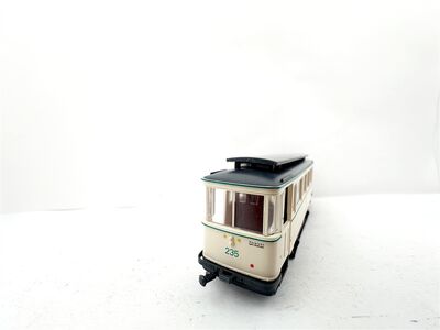 Frontansicht BeKa 505 H0 Strassenbahn Beiwagen 235 MVB