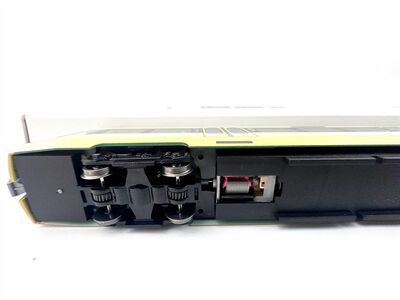 Leopold Halling H0 Stuttgarter Stadtbahn 2er-Set DT 8.10 SSB mit Antrieb