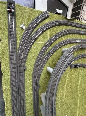 M�rklin H0 Modelleisenbahn-Anlage (C-Gleis) mit Br�cken-Aufbau