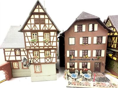 Faller + Vollmer H0 Altstadtgeb�ude + Feuerwache