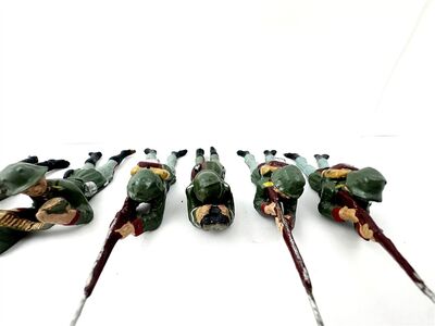 Lineol & Elastolin Masse Figuren WW2 liegende Soldaten 6 St�ck