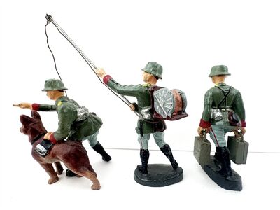 Elastolin Masse Figuren WW2 Nachrichtentruppe & Meldehund-Staffel