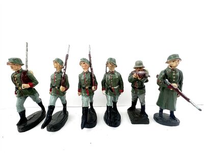 Elastolin Masse Figuren WW2 6 Infanterie Soldaten &ndash; Marschierer, Sch�tze