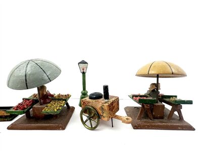 Erzgebirge Figuren (1920er/30er) Marktszene mit St�nden f�r Spur 0